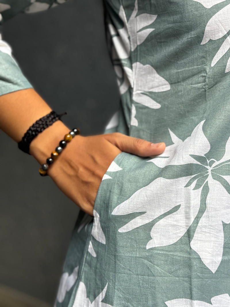 CHIC GREEN FLORAL COTTON DROP OFFER KURTA