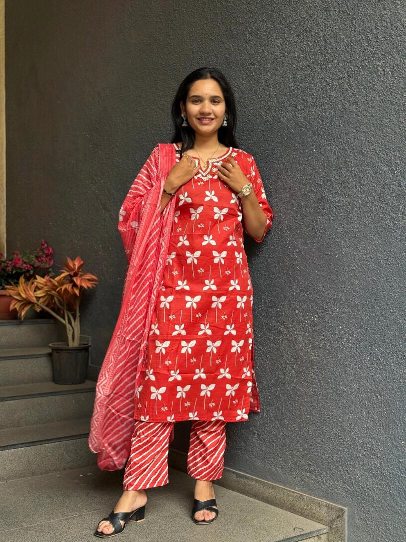 CRIMSON BLOOM COTTON SUIT SET