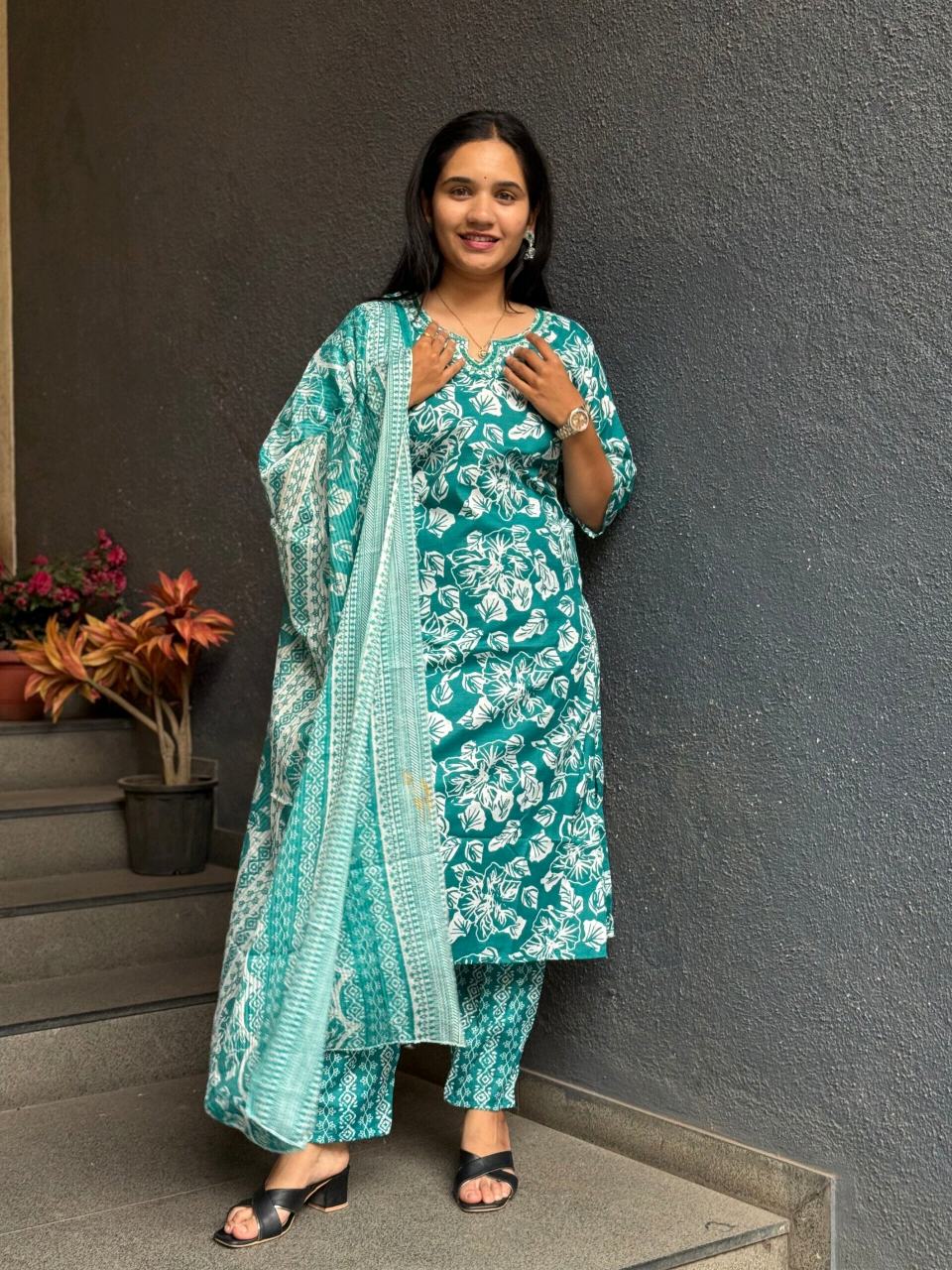 EMERALD BLOOM COTTON SUIT SET