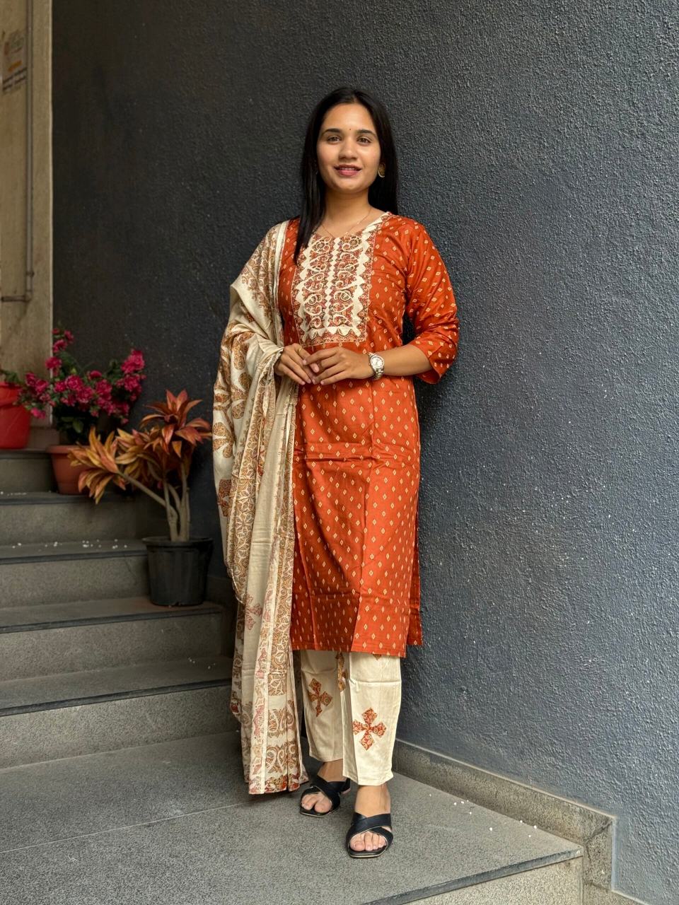 INTRICATE BUTI NECKLINE RAYON COTTON KURTA SET