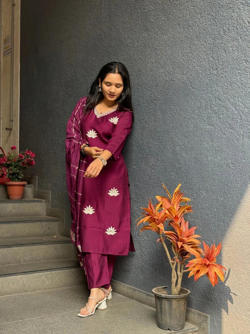 Lotus Eternelle Suit Set