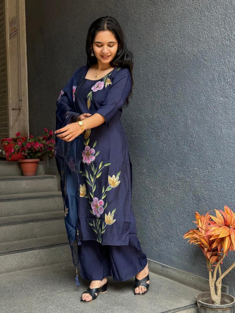 MIDNIGHT BLUE FLORAL LUXE SET