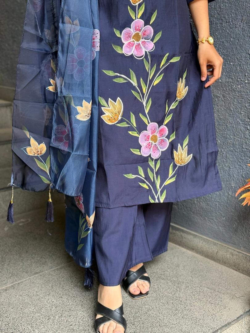 MIDNIGHT BLUE FLORAL LUXE SET