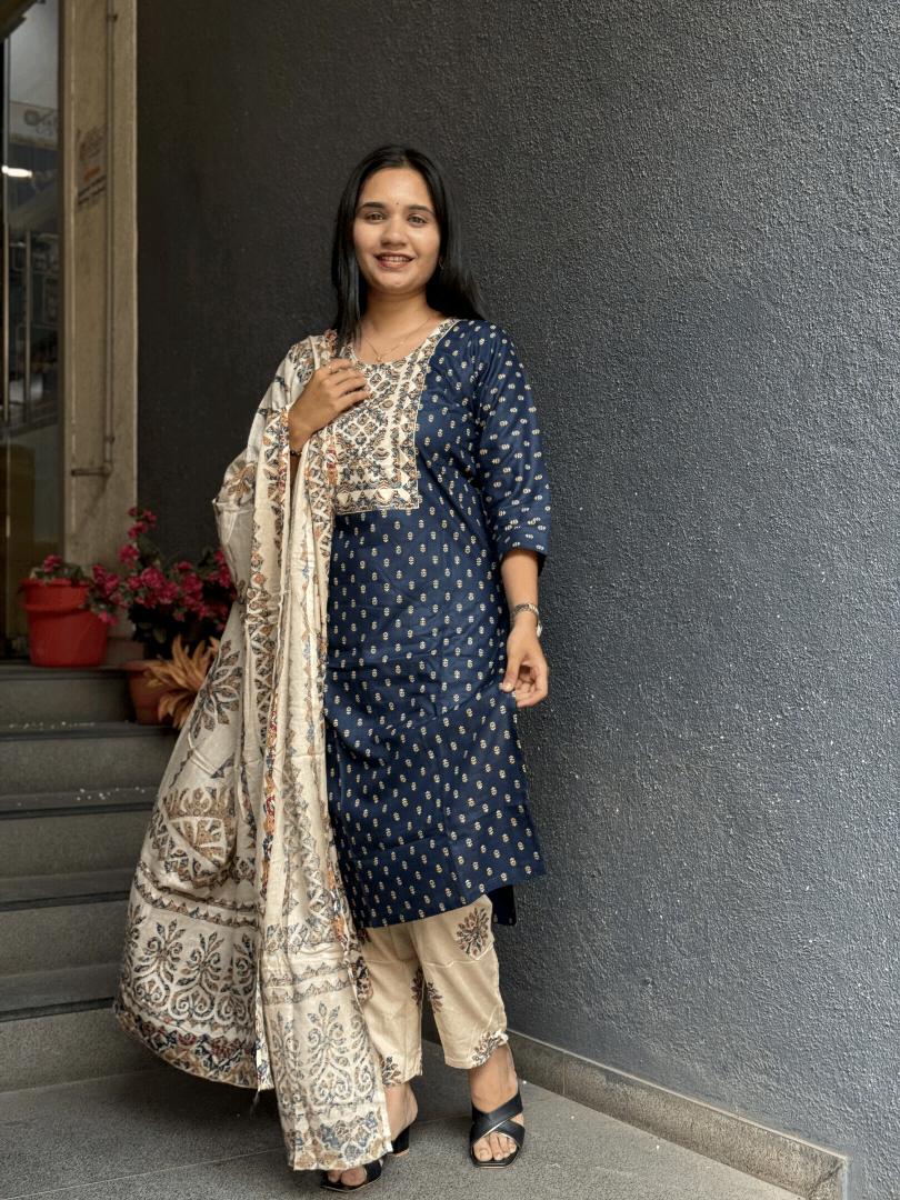 NAVY BLUE BUTI KURTA WITH CREAM FLORAL DUPATTA