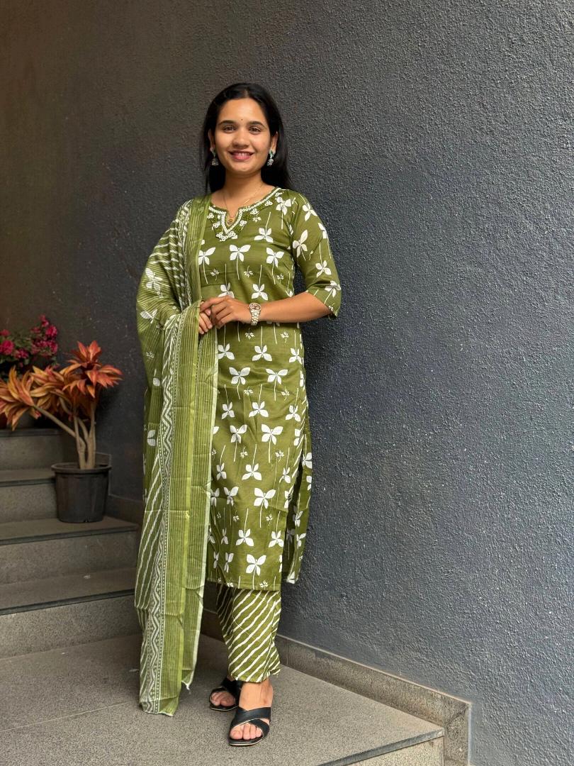 OLIVE BLOOM COTTON SUIT SET