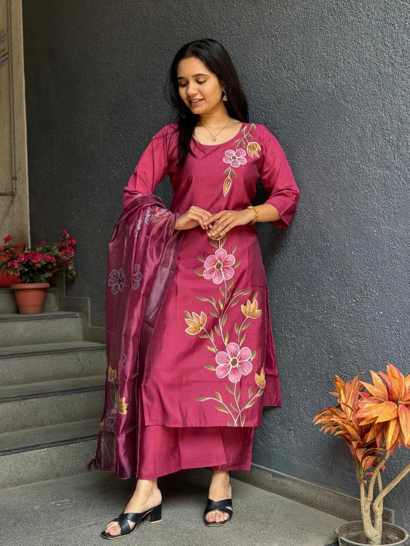 ROSE WINE FLORAL LUXE SET